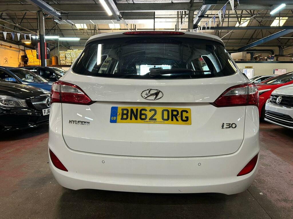 Hyundai I30 1.6 Crdi Blue Drive Active Tourer Euro 5 Ss White #5