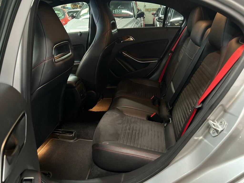 Mercedes-Benz A Class Hatchback 1.6 White #22