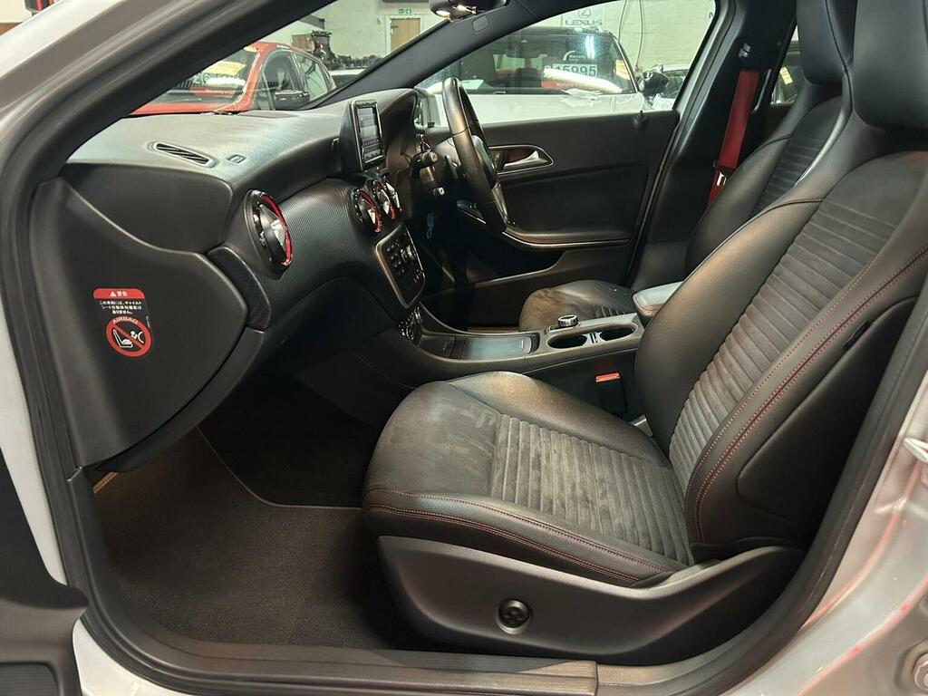 Mercedes-Benz A Class Hatchback 1.6 White #19