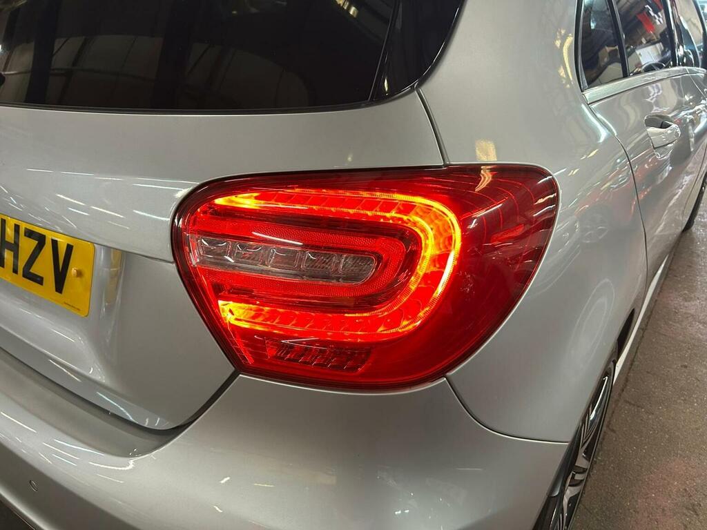 Mercedes-Benz A Class Hatchback 1.6 White #9