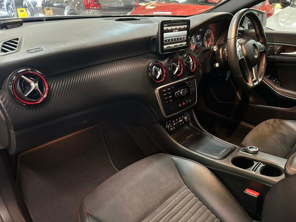 Mercedes-Benz A Class Hatchback 1.6 White #21