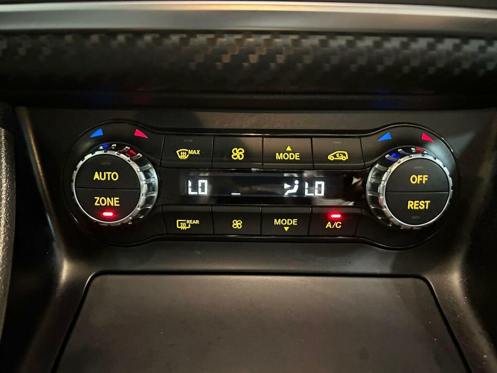 Mercedes-Benz A Class Hatchback 1.6 White #43