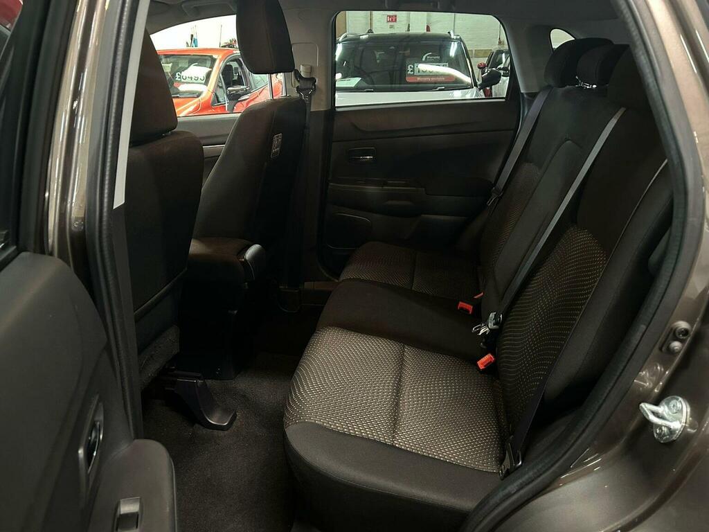 Mitsubishi ASX Hatchback White #18