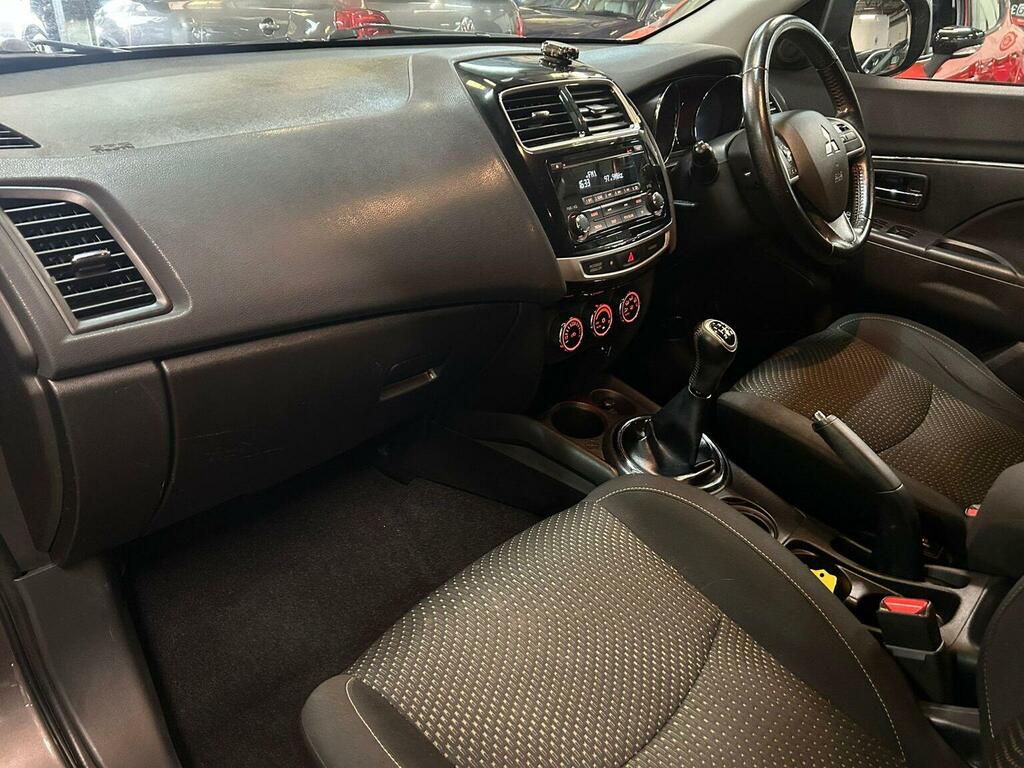 Mitsubishi ASX Hatchback White #16