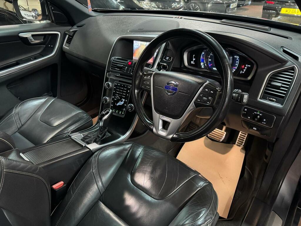 Volvo XC60 Red #22