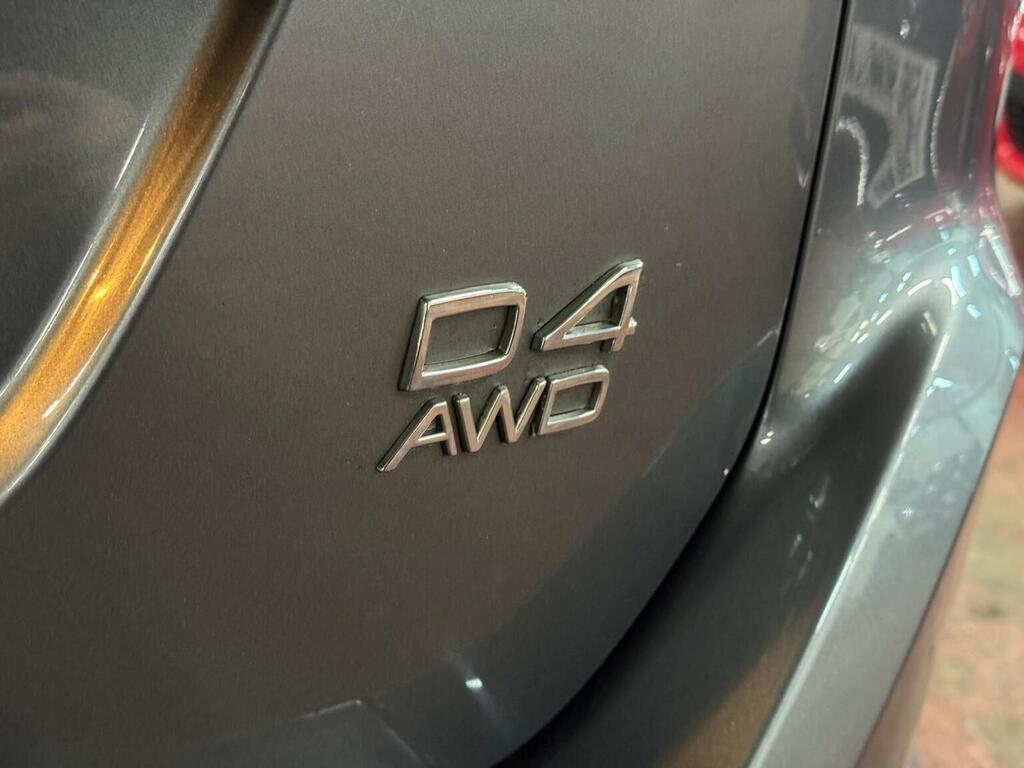 Volvo XC60 Red #16