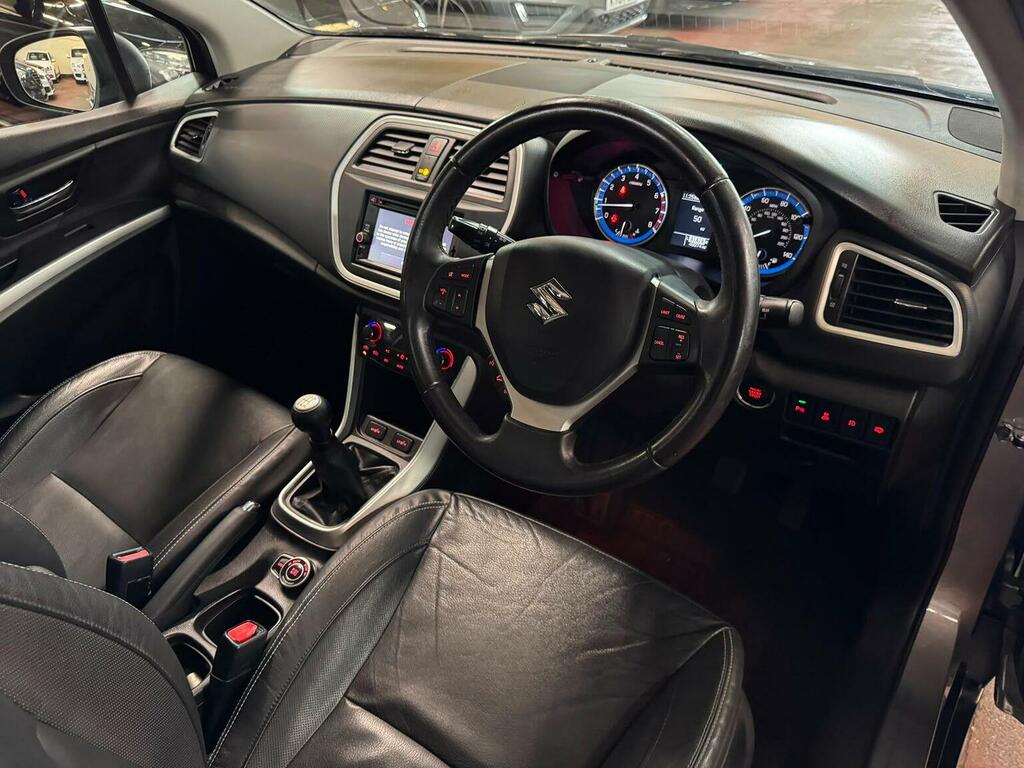 Suzuki SX4 S Cross Hatchback Red #23