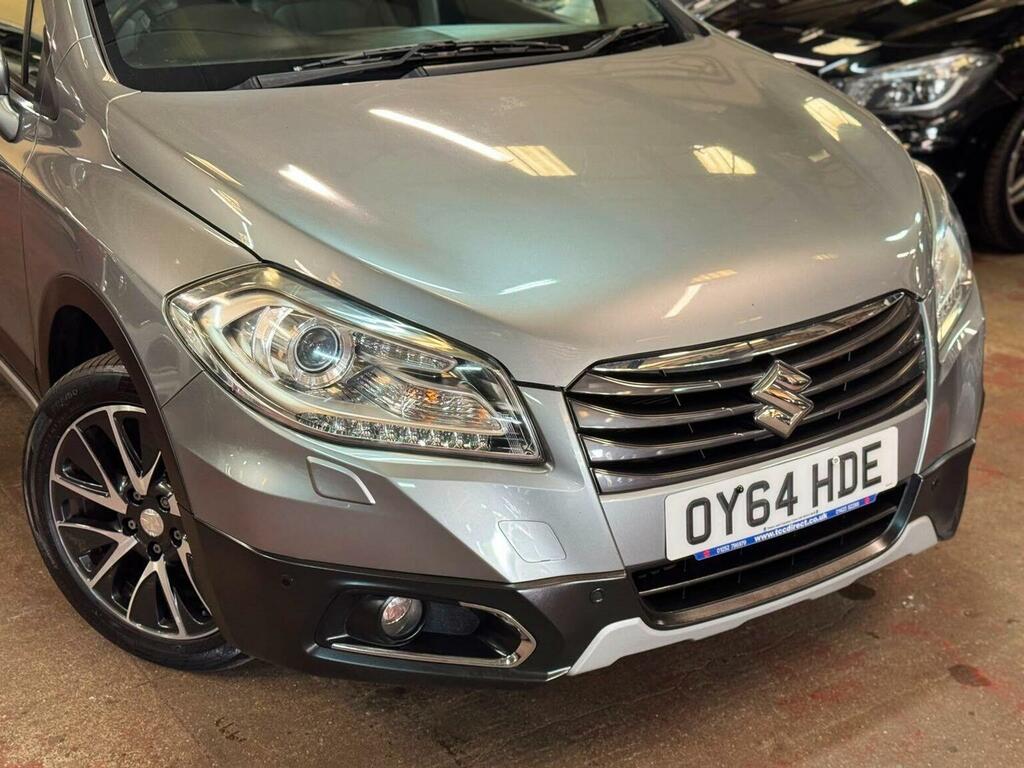 Suzuki SX4 S Cross Hatchback Red #8