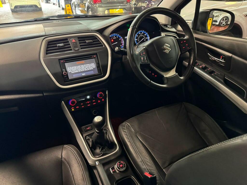 Suzuki SX4 S Cross Hatchback Red #26