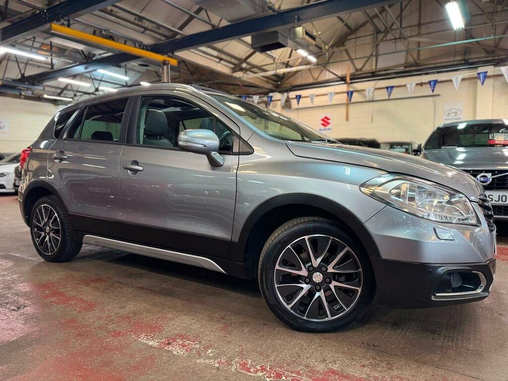 Suzuki SX4 S Cross Hatchback Red #20
