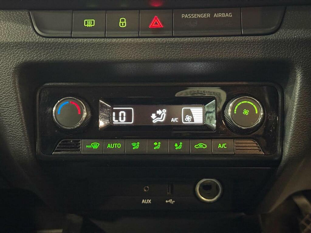 Skoda Fabia 1.0 Mpi Se Grey #40