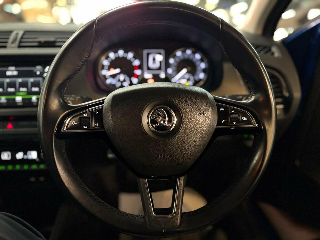 Skoda Fabia 1.0 Mpi Se Grey #32