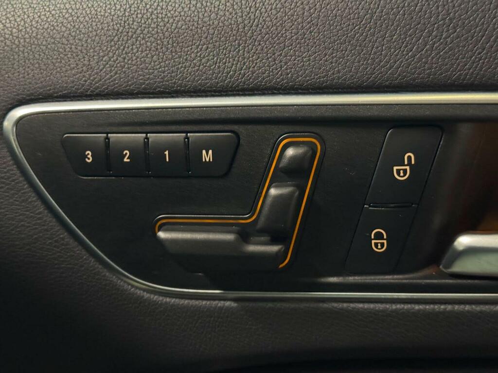 Mercedes-Benz A Class Amg U10000743 Black #43