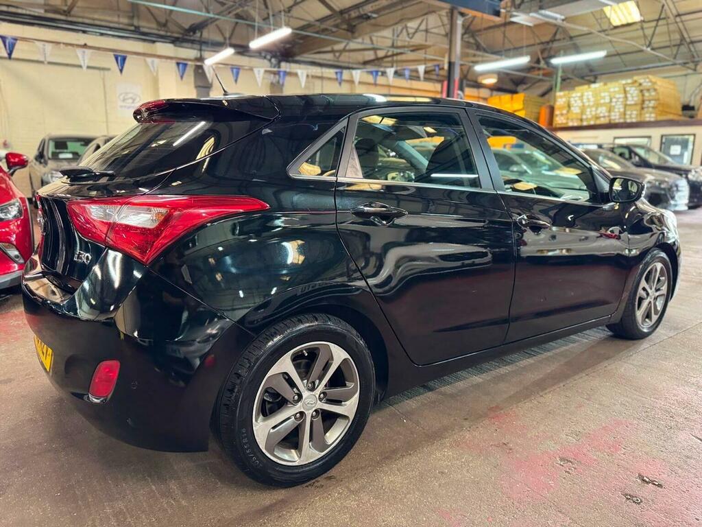 Hyundai I30 1.6 Crdi Blue Drive Se Nav Dct Euro 6 Ss Black #4