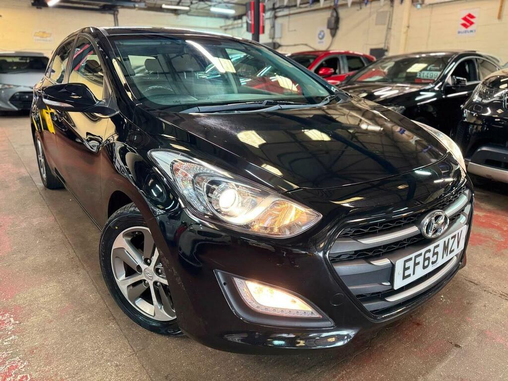 Hyundai I30 Crdi Se Nav Blue Drive White #7