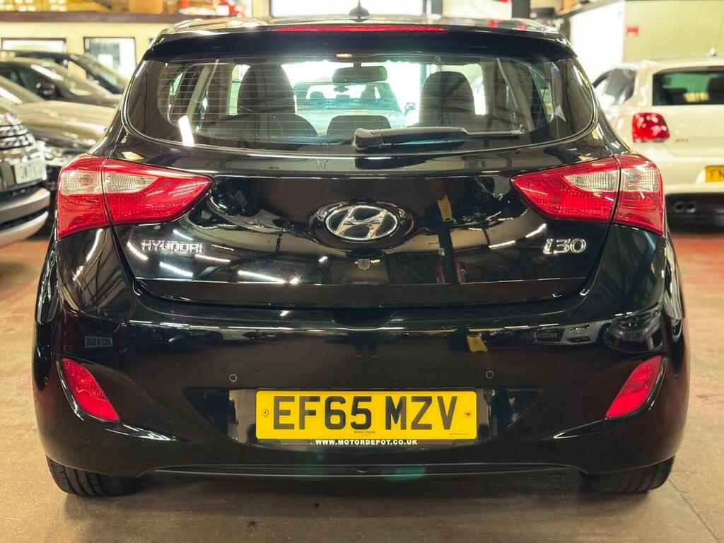 Hyundai I30 1.6 Crdi Blue Drive Se Nav Dct Euro 6 Ss Black #5