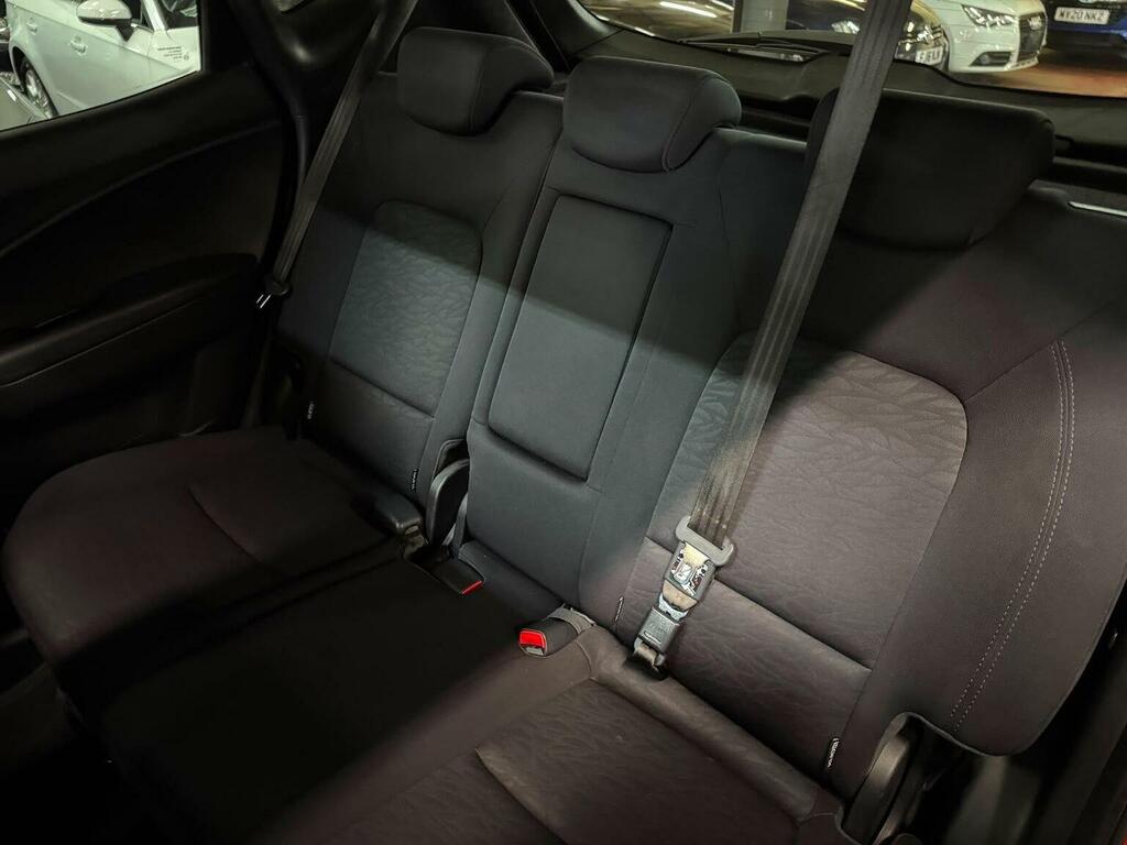 Hyundai Ix20 Hatchback 1.6 Active Euro 5 201161 Silver #31