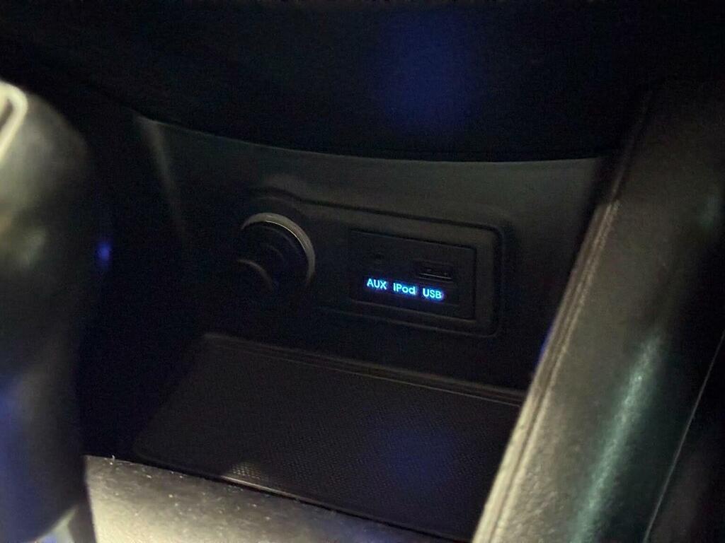 Hyundai Ix20 Hatchback 1.6 Active Euro 5 201161 Silver #44
