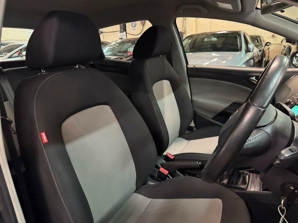 Seat Ibiza Seat Ibiza I-tech Tsi White #18