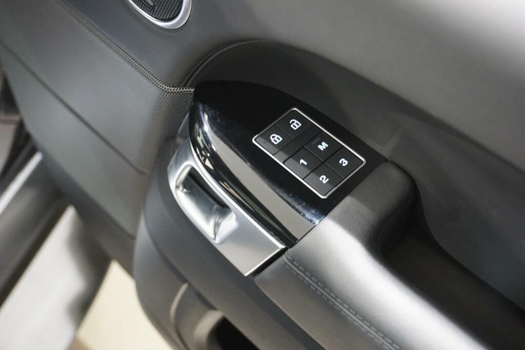 Land Rover Range Rover Sport D250 Hse Silver Grey #60