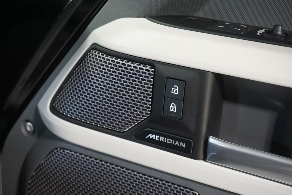 Land Rover Defender 110 Xs Station Wagon Grey #19