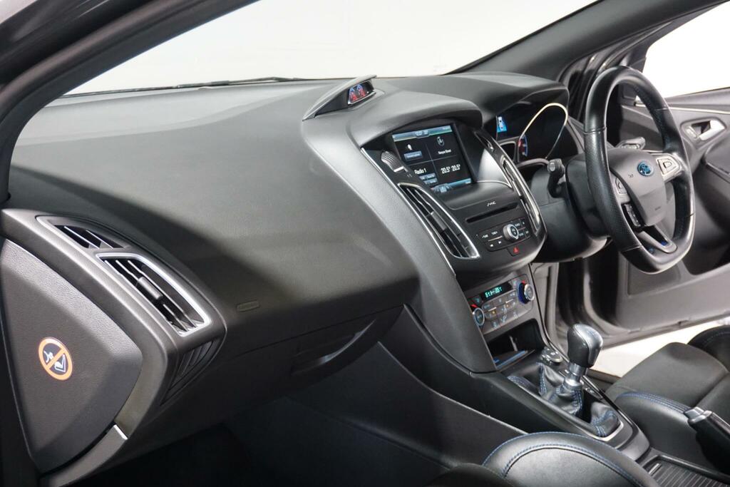 Ford Focus 1.5 Ecoboost 150 St-line Estate  #46