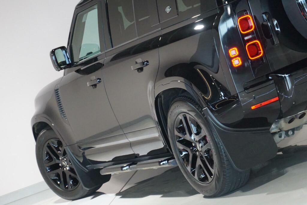 Land Rover Defender 110 110 3.0 D250 Awd Hard Top S Santorini Black Black #42