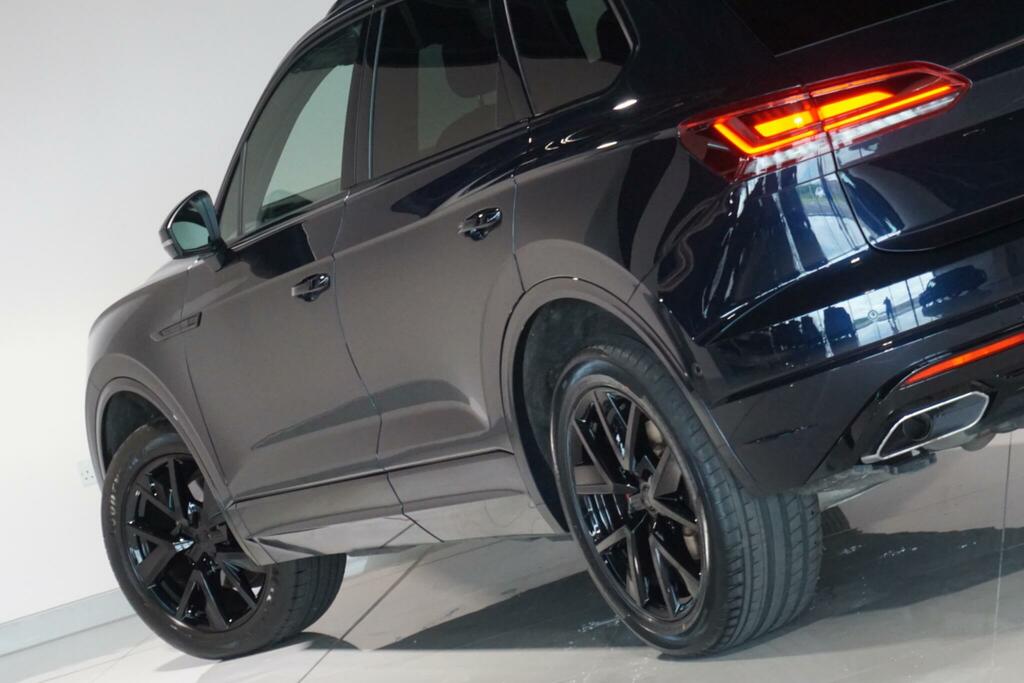 Volkswagen Touareg Tsi V6 R Blue #36