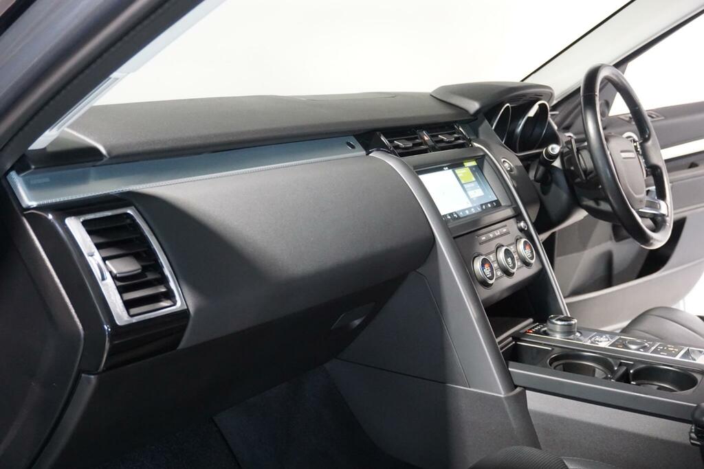 Land Rover Discovery 2018 3.0 Sd V6 Hse Luxury Suv 4Wd Grey #50