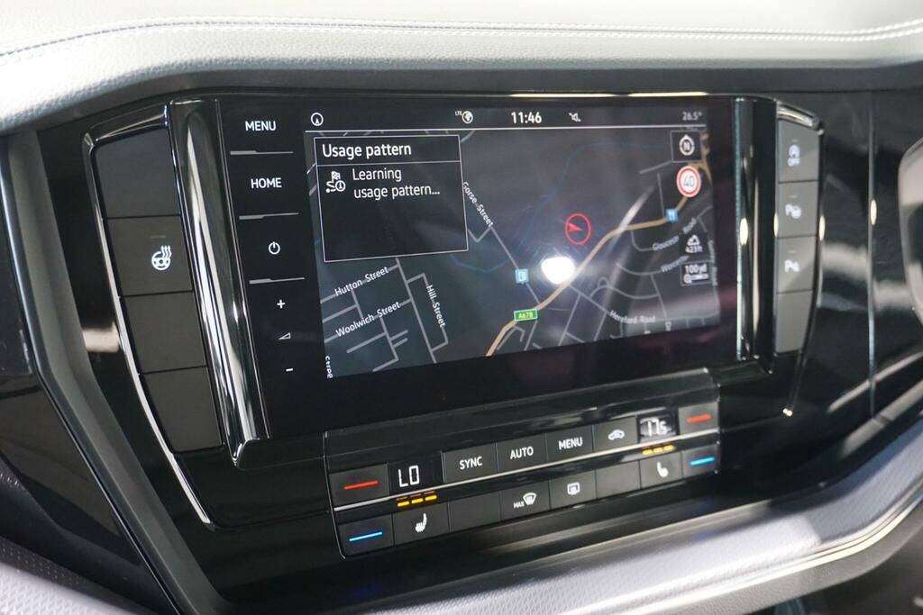 Volkswagen Touareg 3 L V6 Black Edition Tsi 4Wd #52