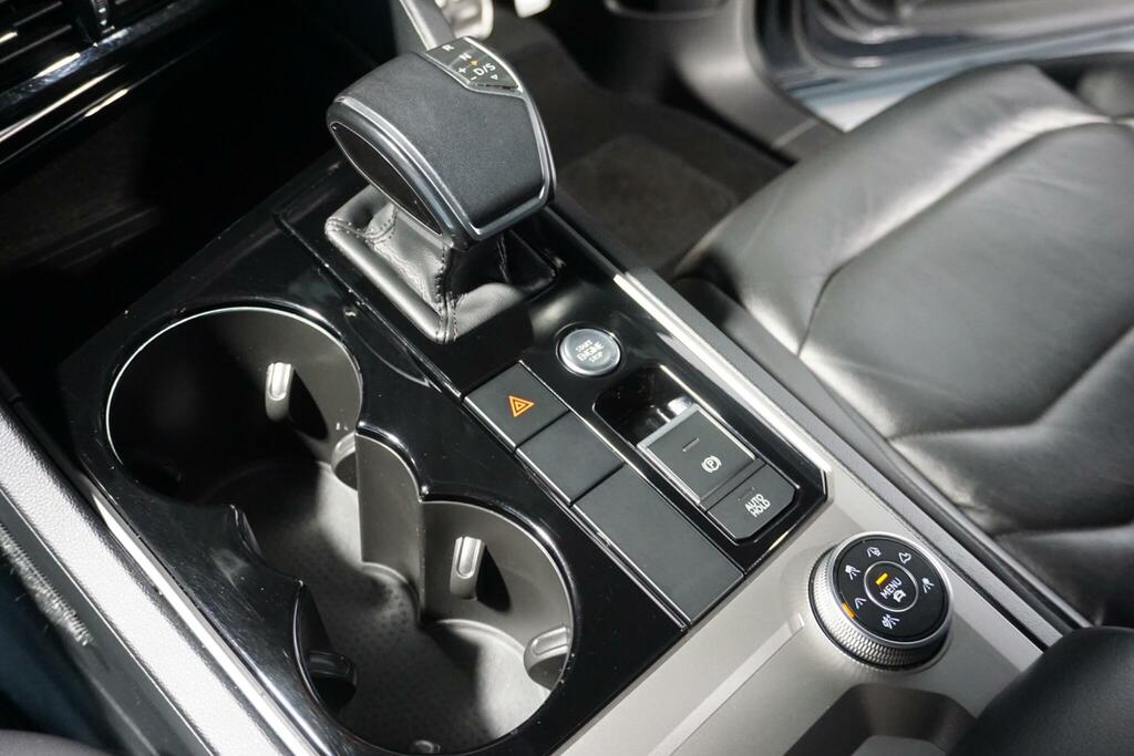 Volkswagen Touareg 3 L V6 Black Edition Tsi 4Wd #59