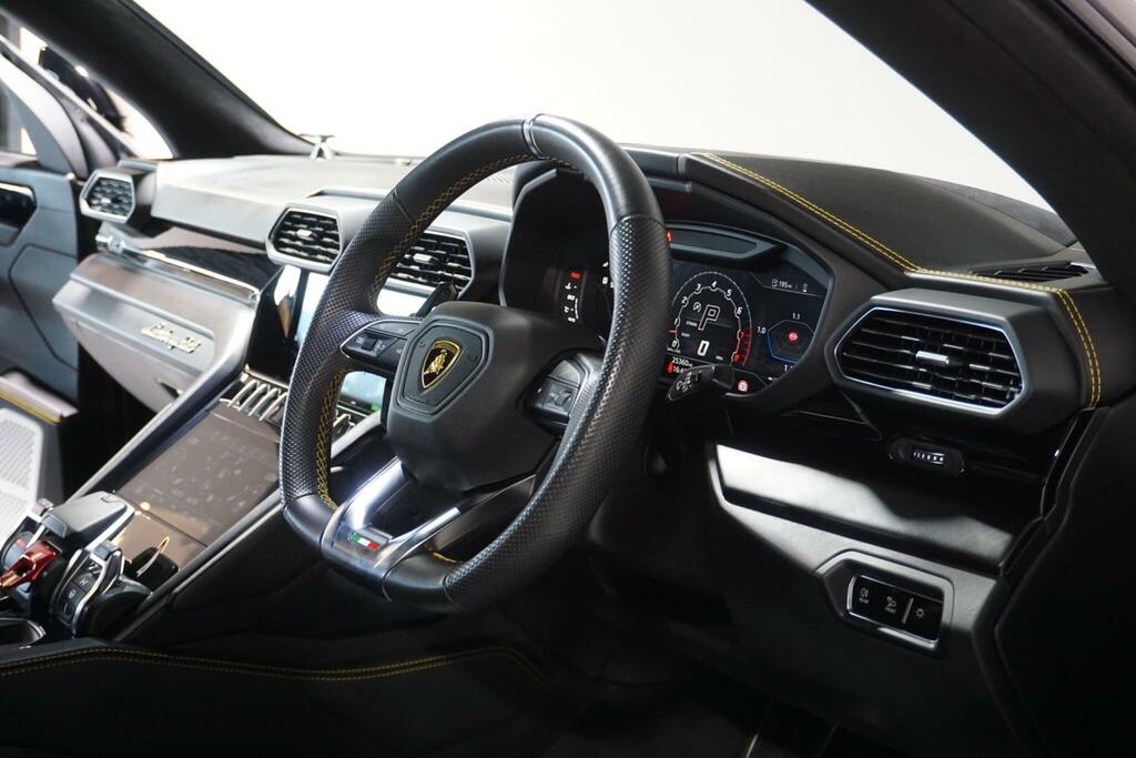 Lamborghini Urus Suv  #9