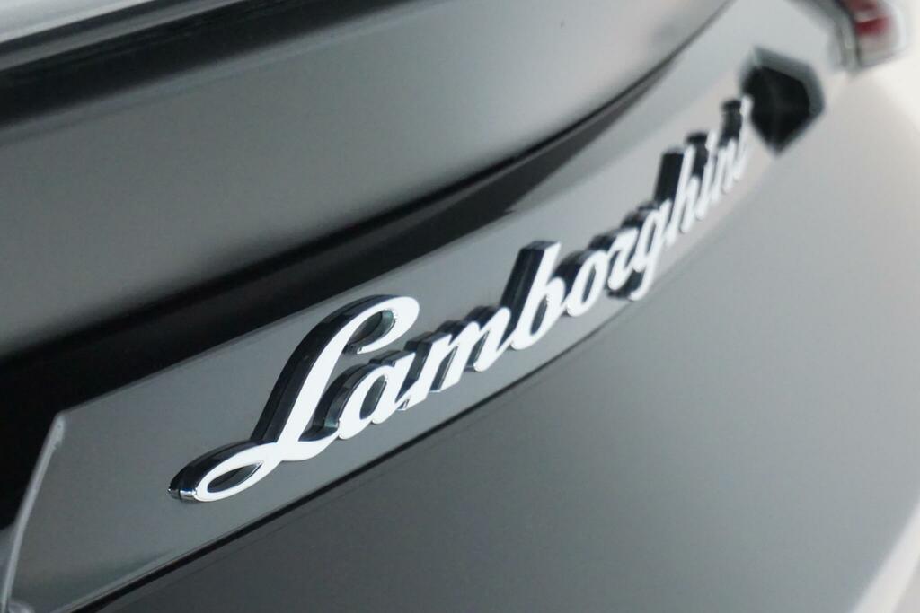 Lamborghini Urus Suv  #86