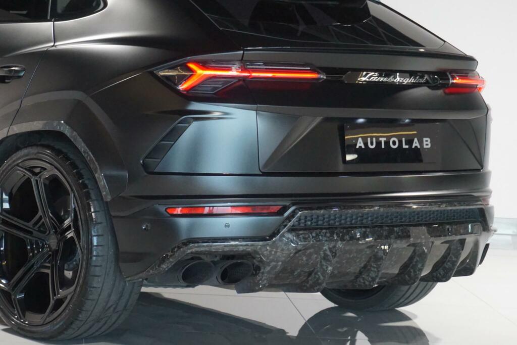 Lamborghini Urus Suv  #40