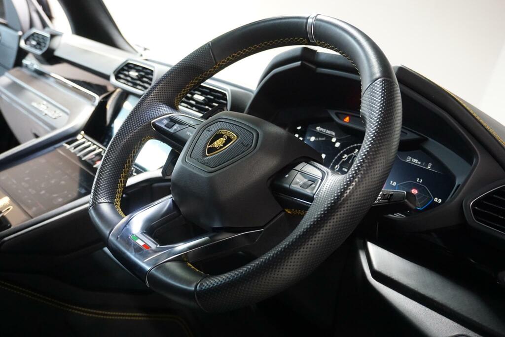 Lamborghini Urus Suv  #52