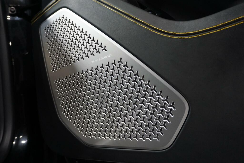 Lamborghini Urus Suv  #15