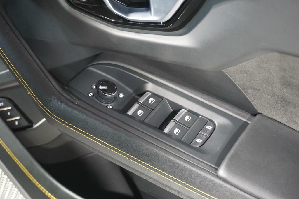 Lamborghini Urus Suv  #71