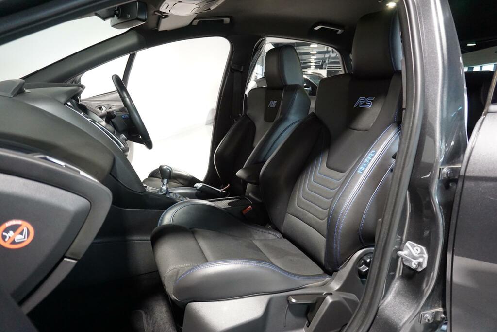 Ford Focus   #45
