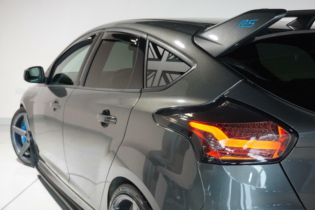 Ford Focus   #43