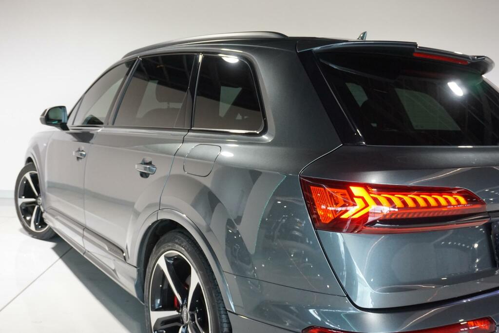 Audi Q7 Diesel Black #46