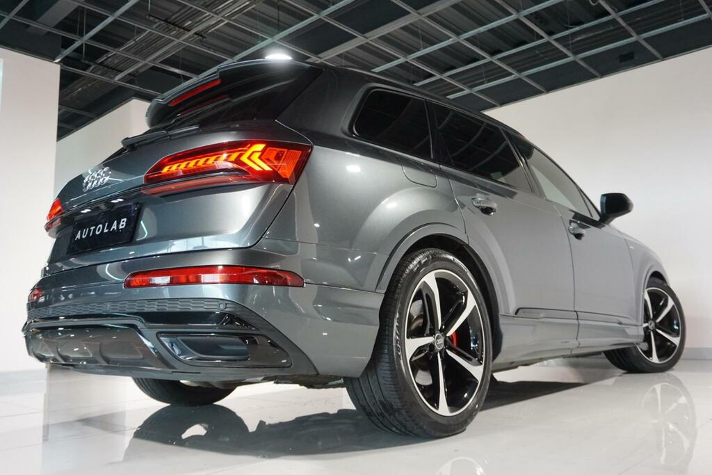 Audi Q7 Diesel Black #27