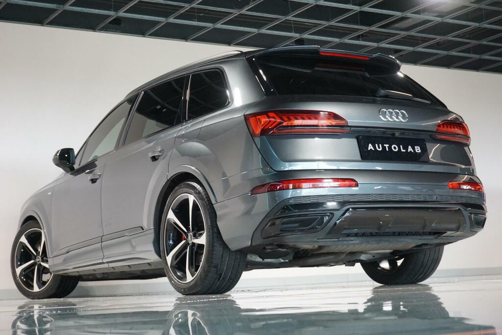 Audi Q7 Diesel Black #25