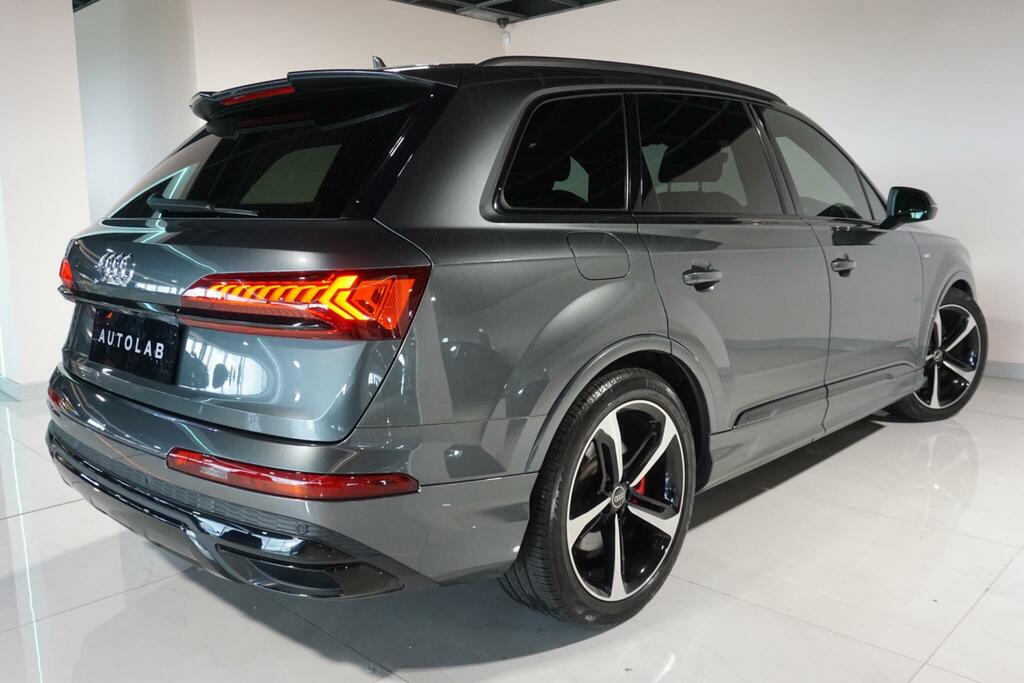 Audi Q7 Diesel Black #23