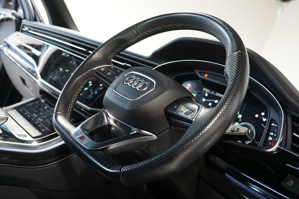 Audi Q7 Diesel Black #53