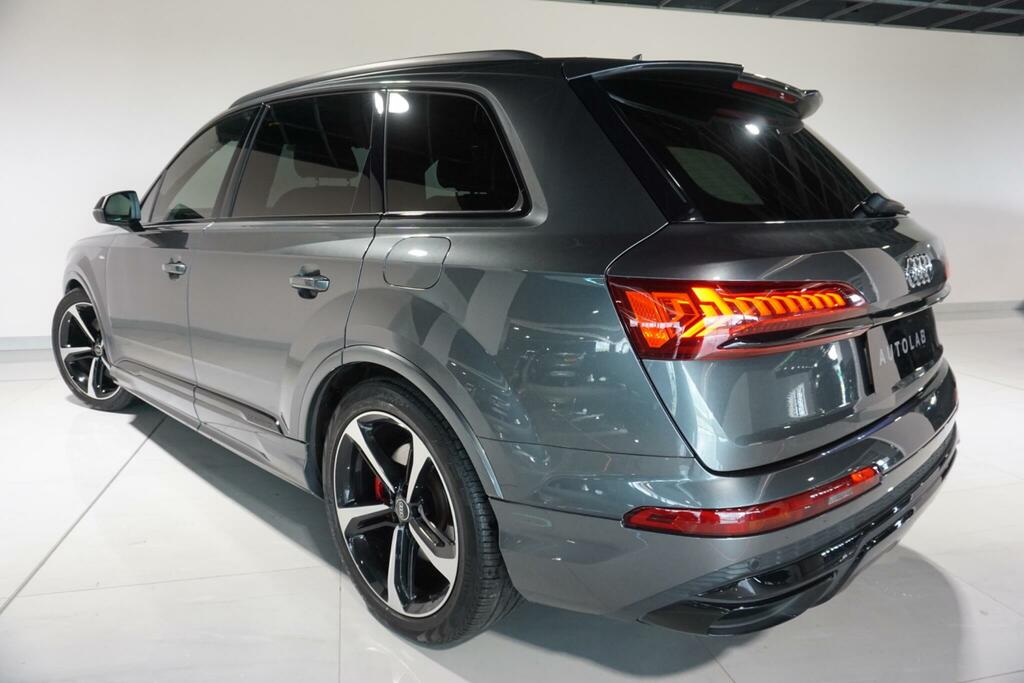 Audi Q7 Diesel Black #21