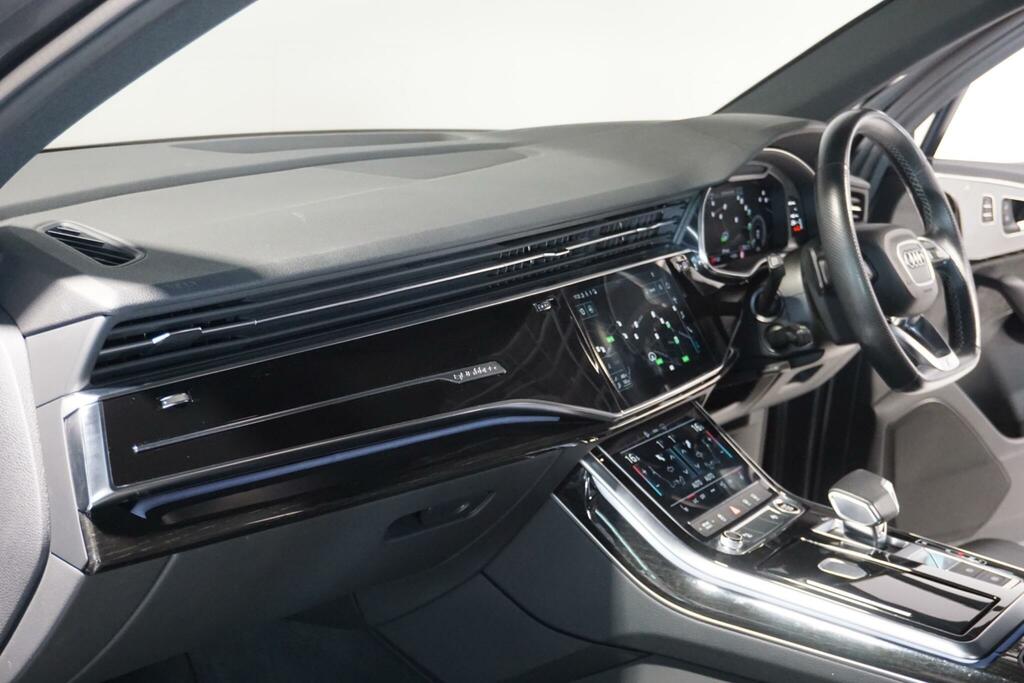 Audi Q7 Diesel Black #49