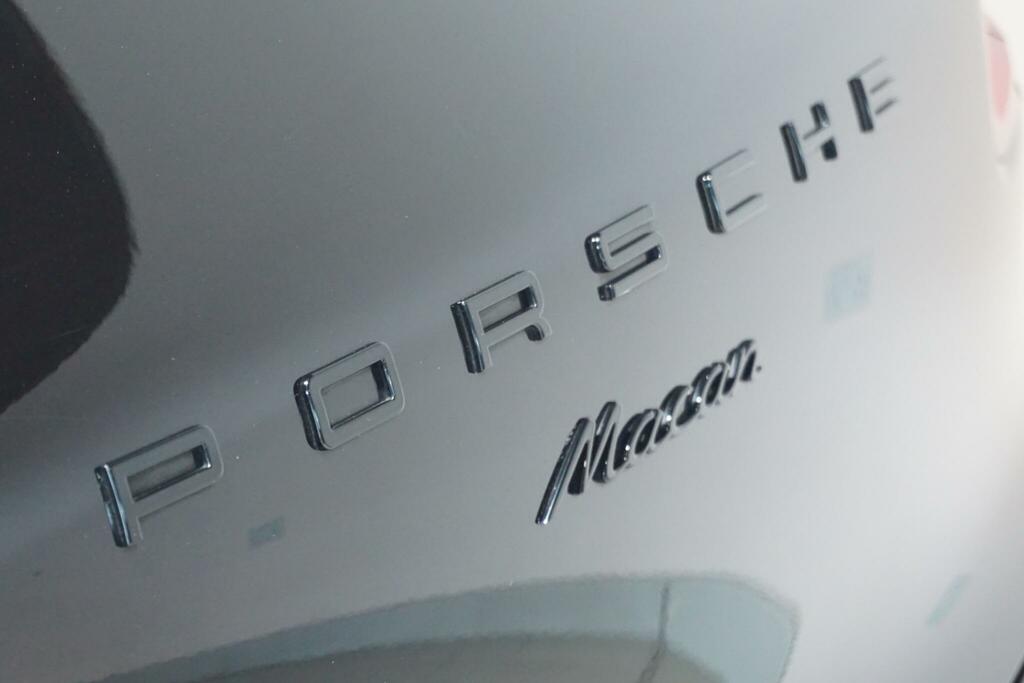 Porsche Macan T Grey #69