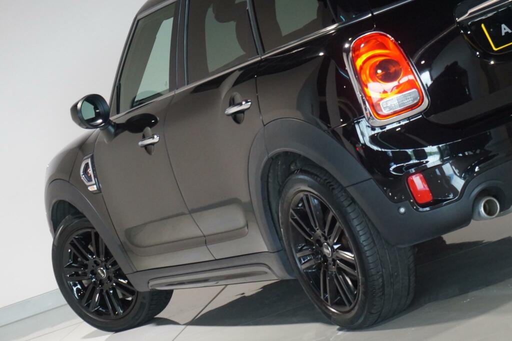 Mini Countryman Hatchback Black #36