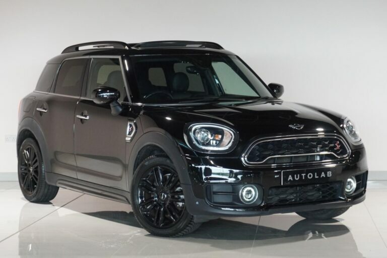 Mini Countryman Hatchback Black #1