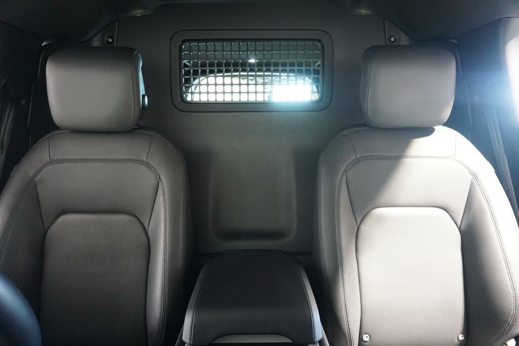Land Rover Defender 110 3.0 D350 Mhev Grey #6